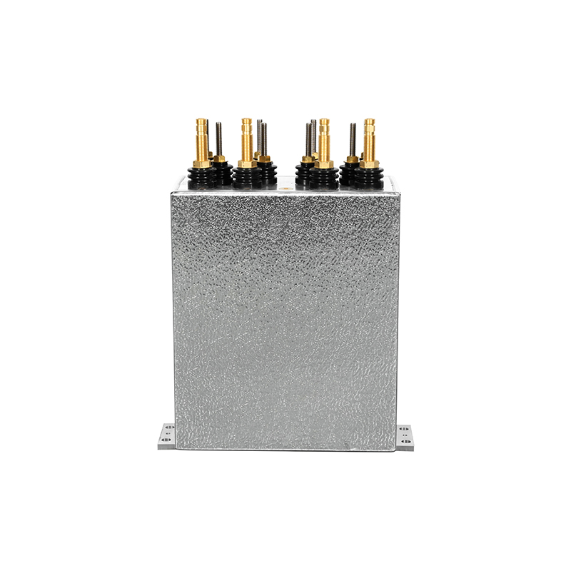 Hochspannungs -Kondensatoren für Elektroinduktionsheizungen helfen der Metallindustrie, die Effizienz der Schmelz- und Wärmebehandlung zu verbessern